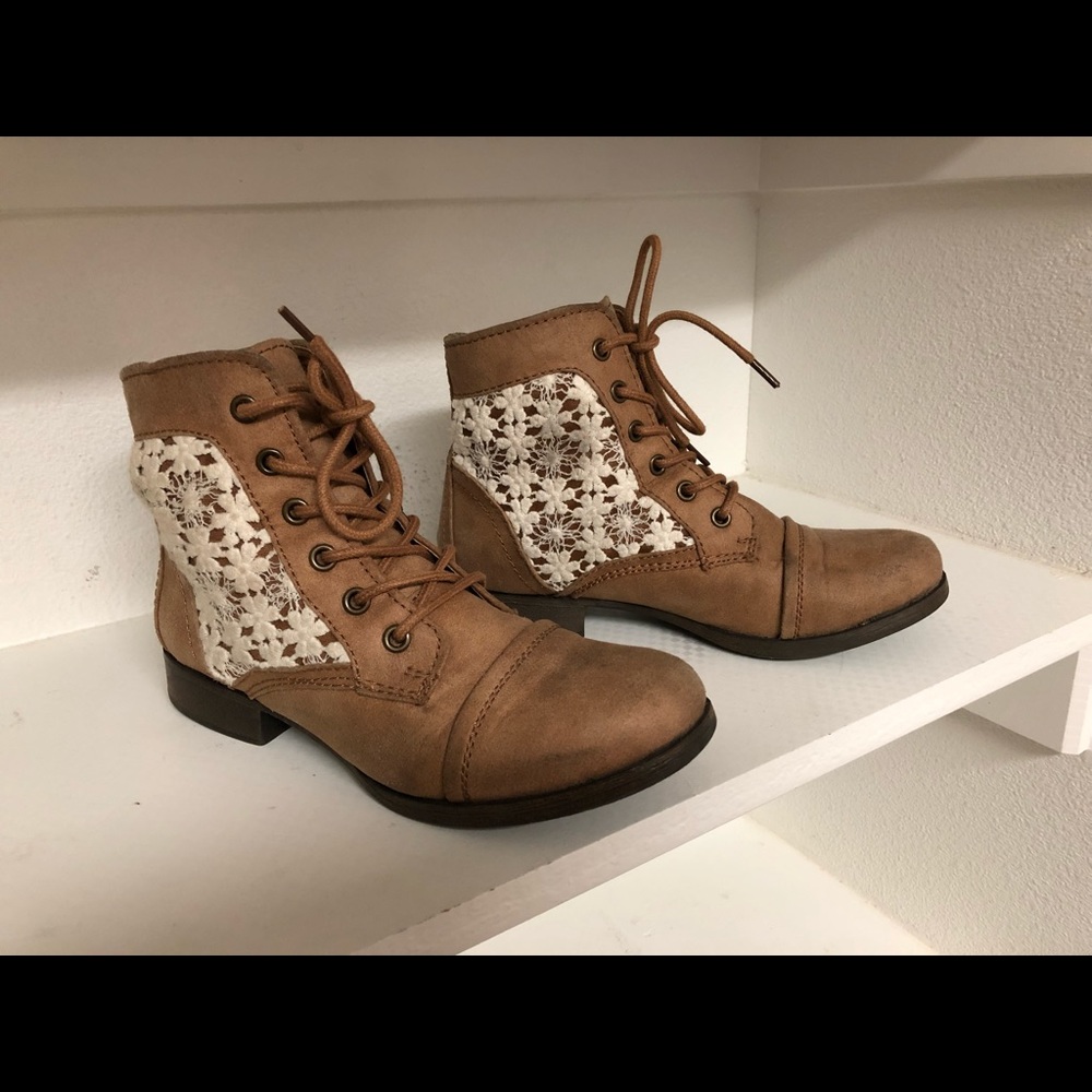 Tan ankle boots with crochet trim